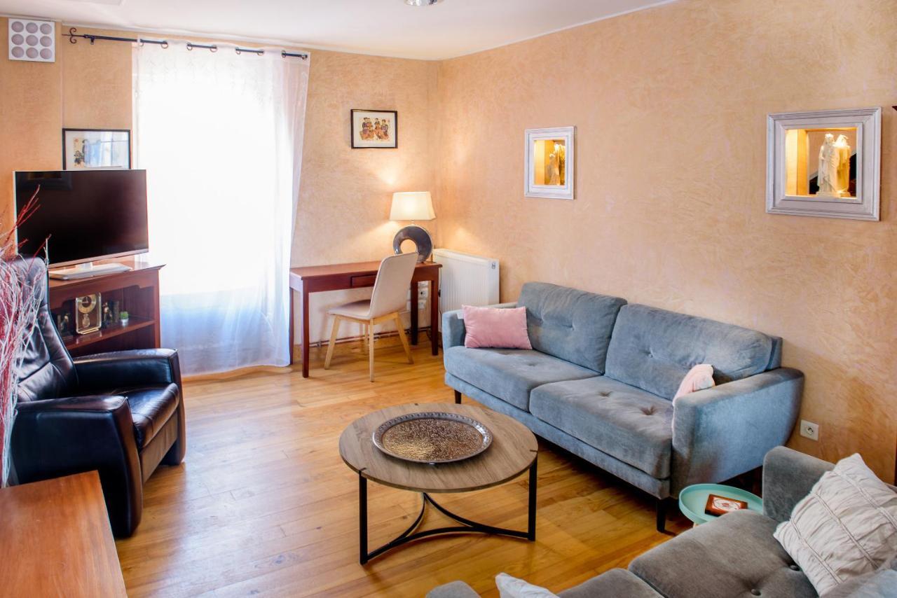 La Sainte Famille Guest house *